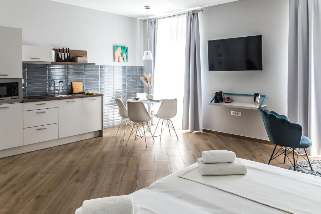 Kuchyňa alebo kuchynka v ubytovaní Dolac apartments