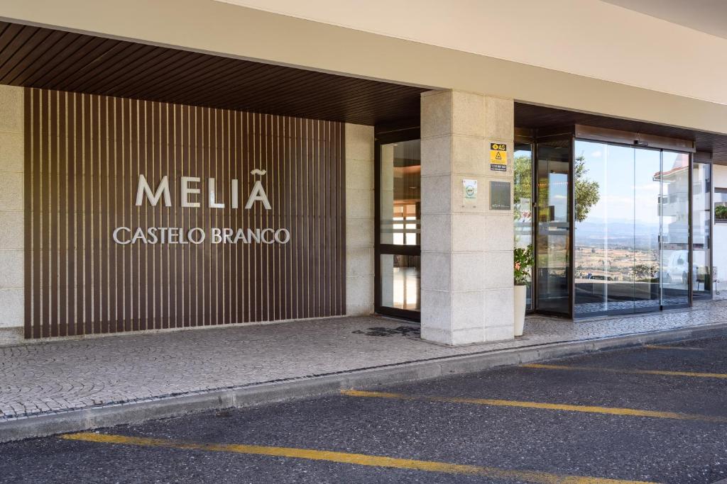 Certifikát, hodnocení, plakát nebo jiný dokument vystavený v ubytování Meliá Castelo Branco