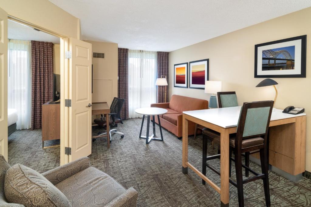 Staybridge Suites Memphis-Poplar Ave East by IHG photo