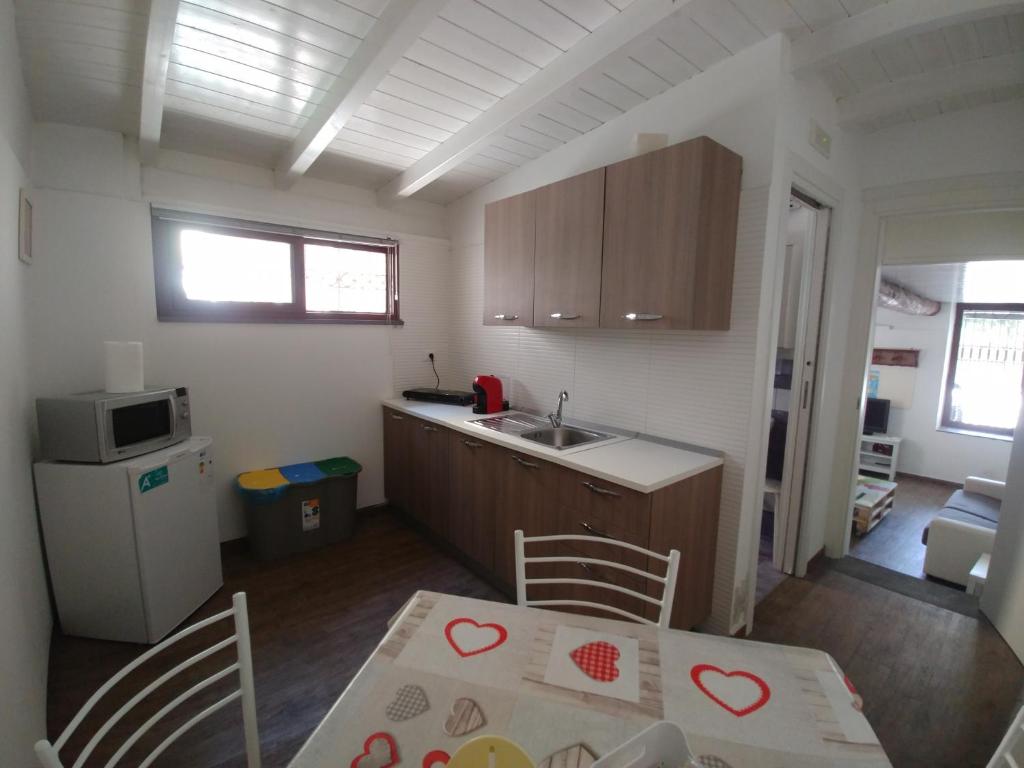 Kuchnia lub aneks kuchenny w obiekcie Asso Di Coppa