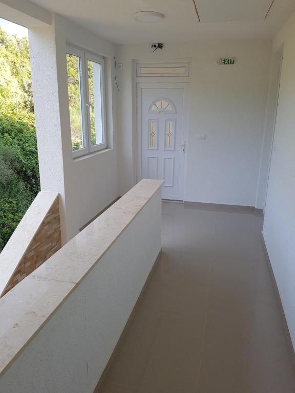 Fotografie z fotogalerie ubytování Apartmani Vila Ebra v destinaci Utjeha