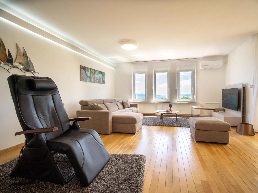 Posedenie v ubytovaní Apartment Kvarner house-2 by Interhome