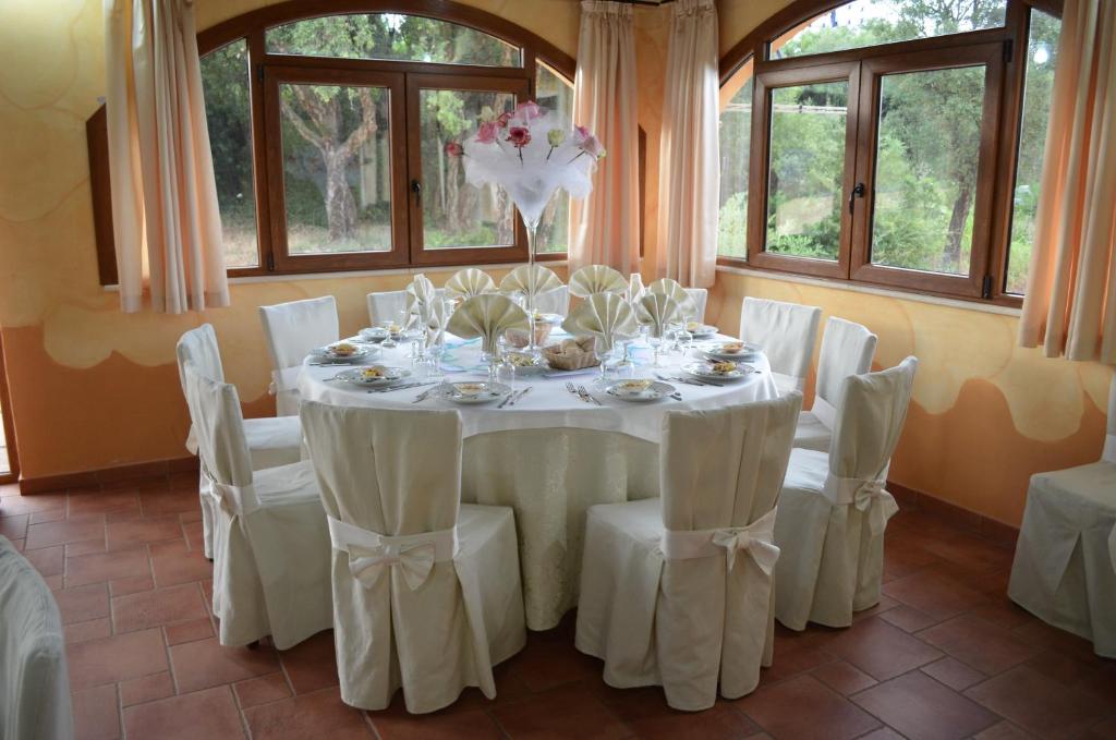 Restaurace v ubytování Hotel Giardino Corte Rubja