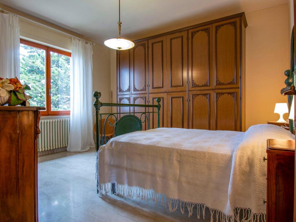 Łóżko lub łóżka w pokoju w obiekcie Holiday Home Miranda by Interhome