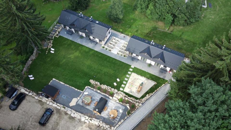 Vonkajšia záhrada v ubytovaní White Holiday Domki i Apartamenty