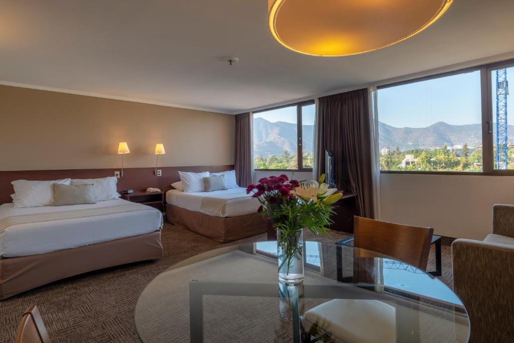 Hotel Director Vitacura - Doppelzimmer Mit Zwei Doppelbetten
