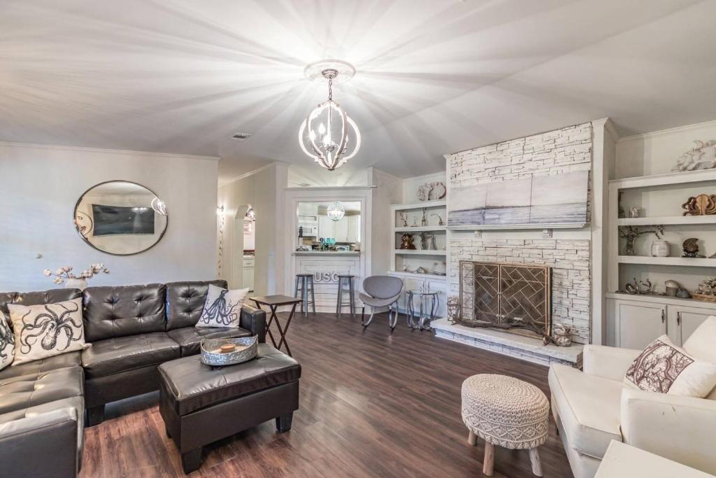 Saint Helena 41 Sea Pines Dr - Housity