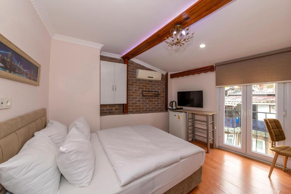 Taksim City Suites - Standard Double Room