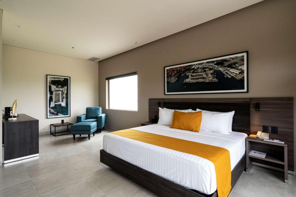 Postel nebo postele na pokoji v ubytování Best Western Plus Riviera Veracruz