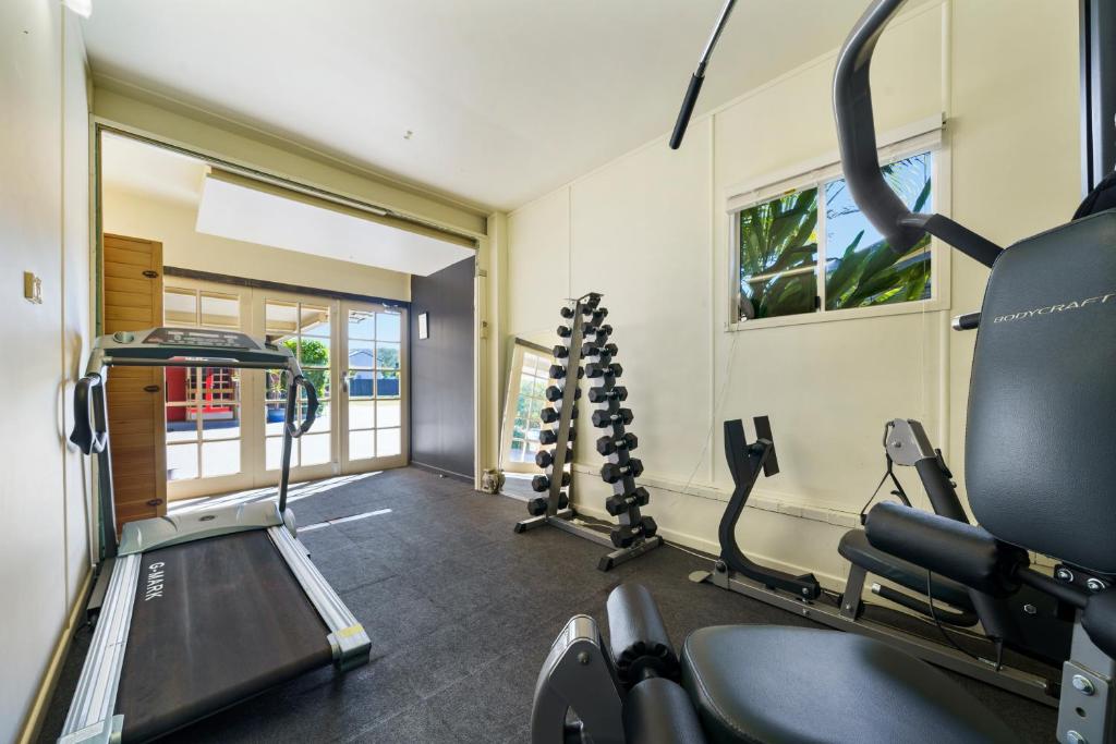 Fitness centrum a/nebo fitness zařízení v ubytování Esk Wivenhoe Motor Inn