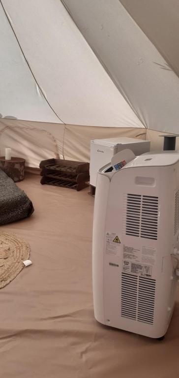 Fotografie z fotogalerie ubytování Farm Glamping tent on Acquaviva Bay v destinaci Marittima