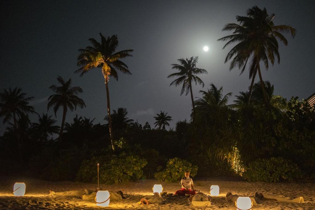 Fotografie z fotogalerie ubytování The Standard, Huruvalhi Maldives v destinaci Raa Atoll
