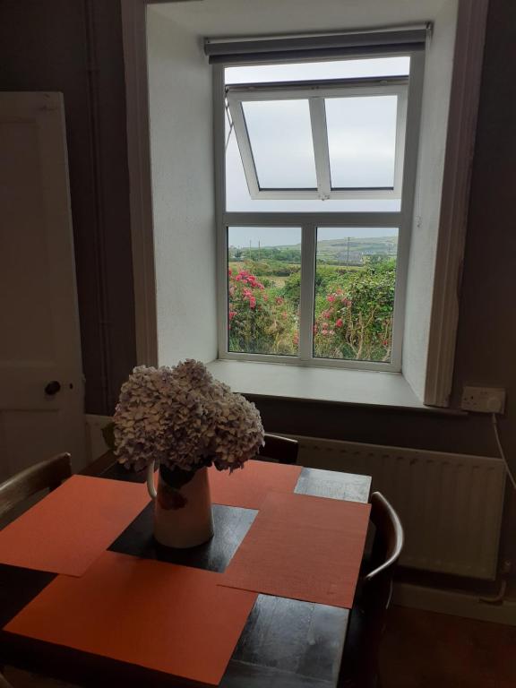 Fotografie z fotogalerie ubytování Gleann Loic Farmhouse v destinaci Dingle