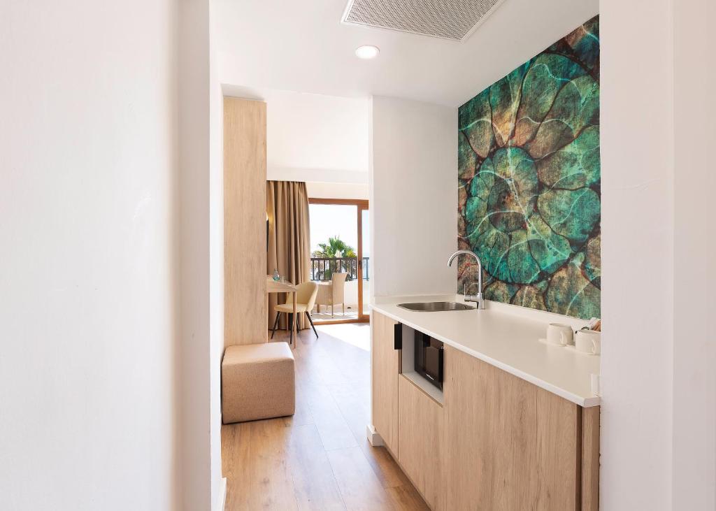 Alua Suites Las Rocas - 