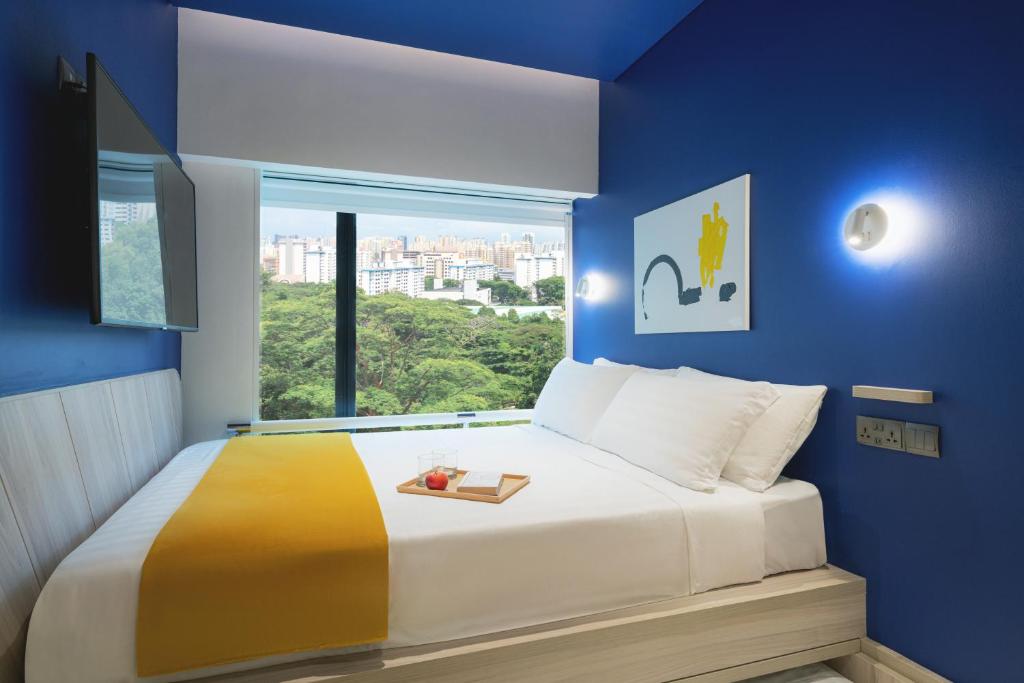 Furama RiverFront - Studio Queen With Pull Out Bed