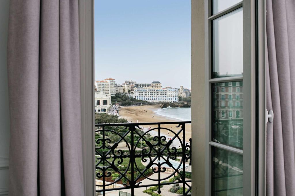 Balkón nebo terasa v ubytování Hôtel du Palais Biarritz, in The Unbound Collection by Hyatt