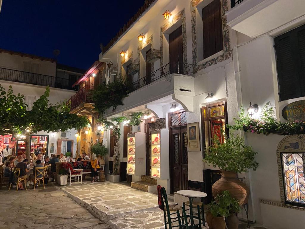 The building in which the holiday home is located