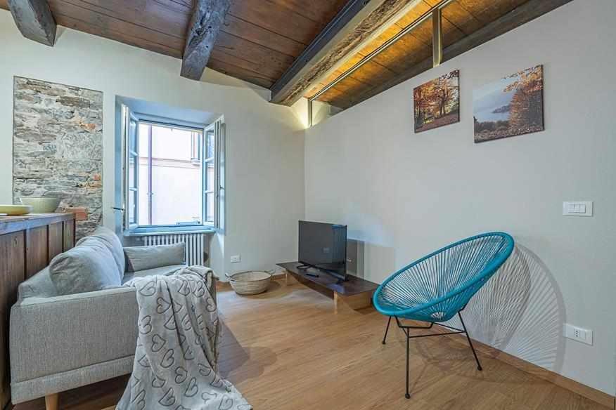 Posedenie v ubytovaní L Arco appartamento centro storico Orta SGiulio