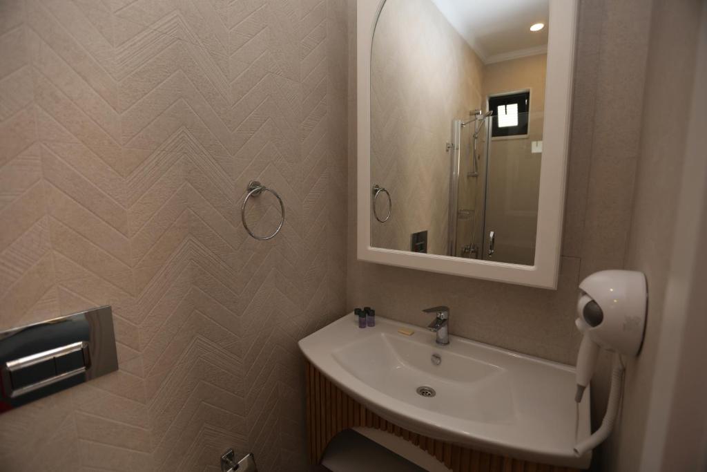 Park Hotel Rooms & Apart - 7