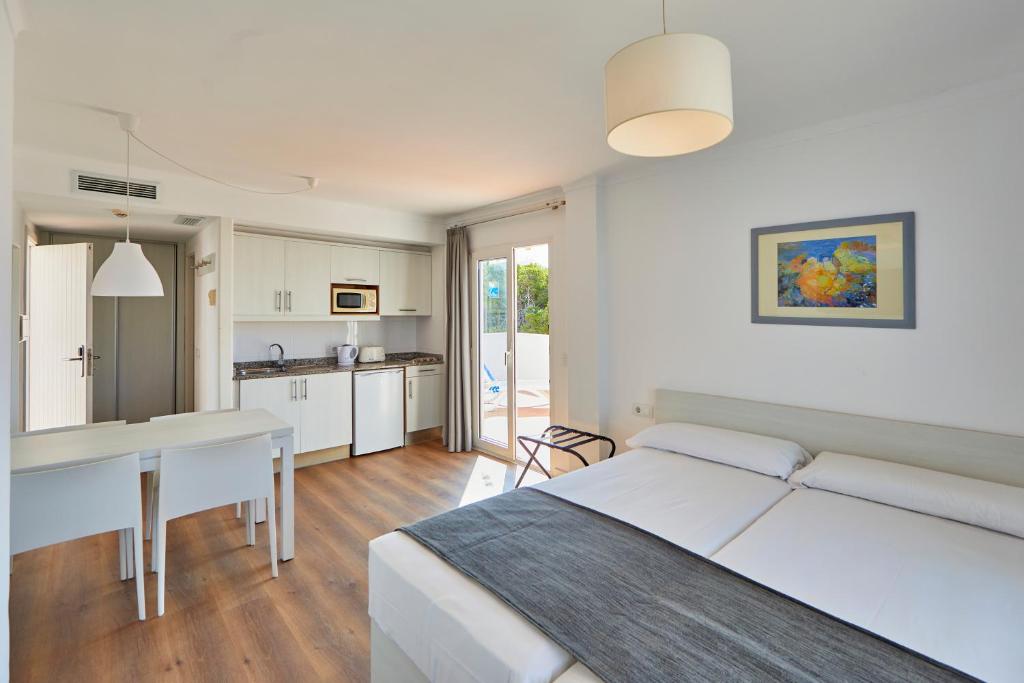 OLA Apartamentos Cala d'Or - 