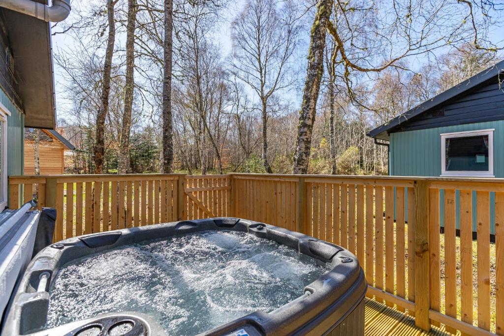 Bracken Lodge 5 with Hot Tub - Casa De Dois Quartos