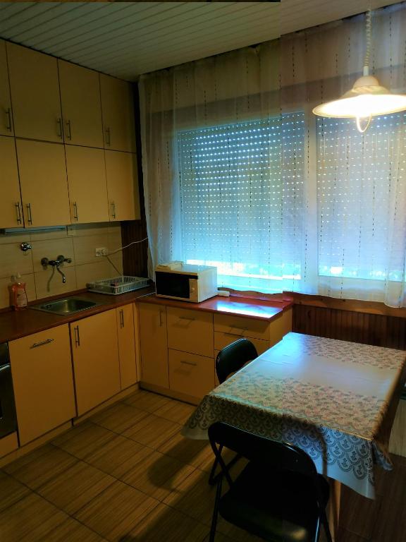Aranyharmat Apartman - Apartamento - Planta Baja