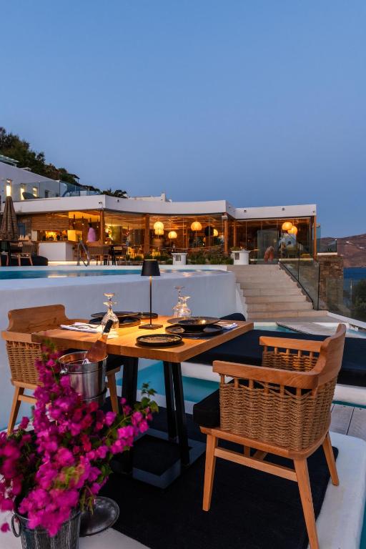 Балкон или терраса в Panormos Village Hotel