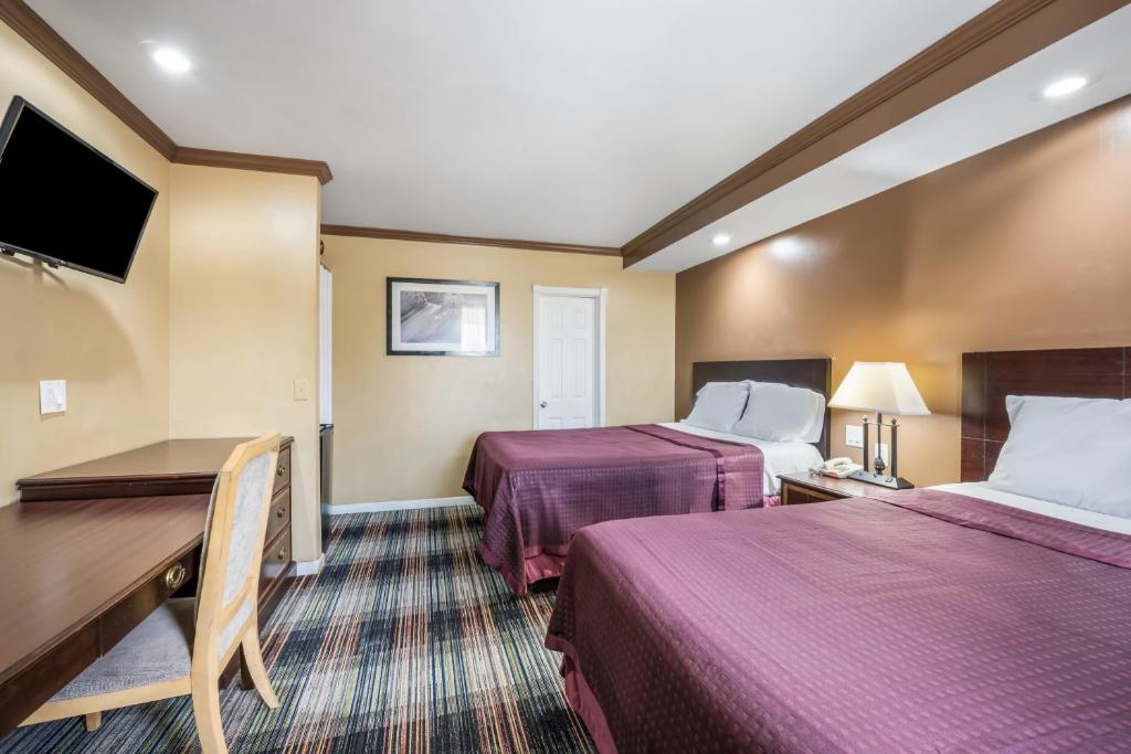 Knights Inn Trevose - 