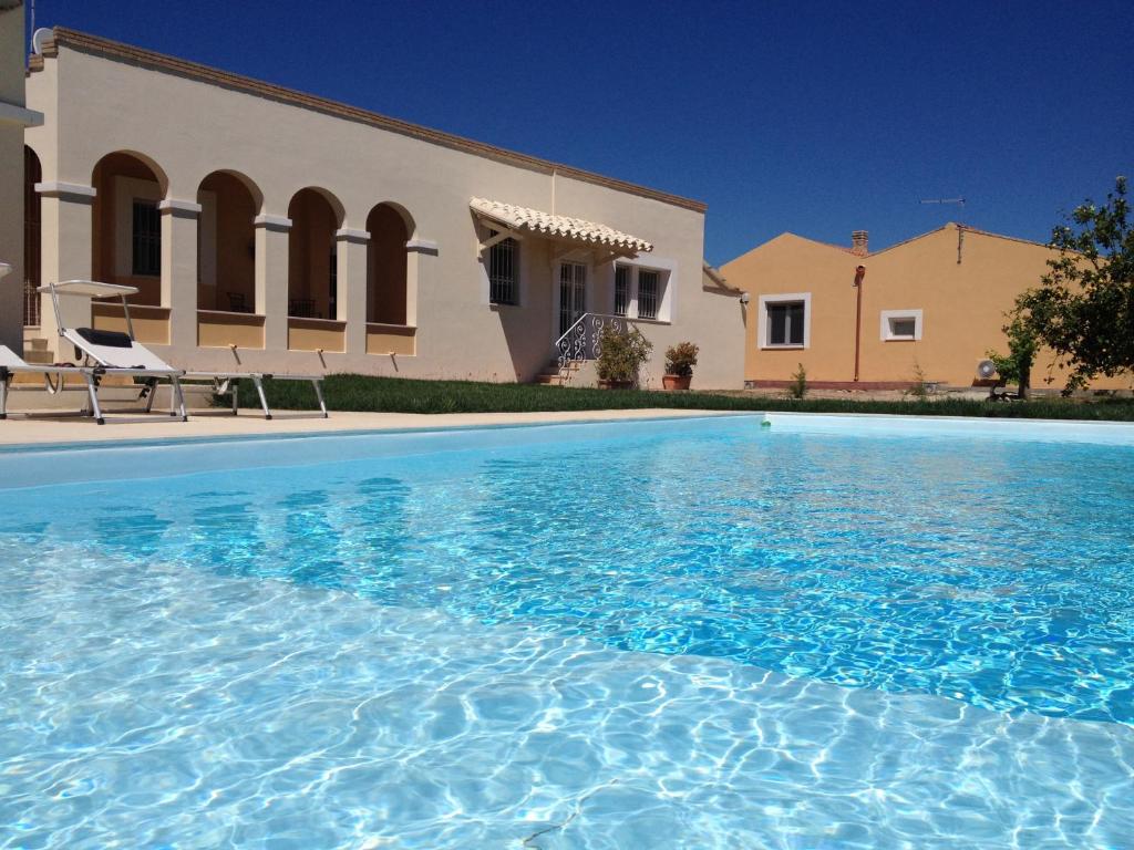 Villa Bulcrini - Three-Bedroom Villa With Patio (6 Adults)
