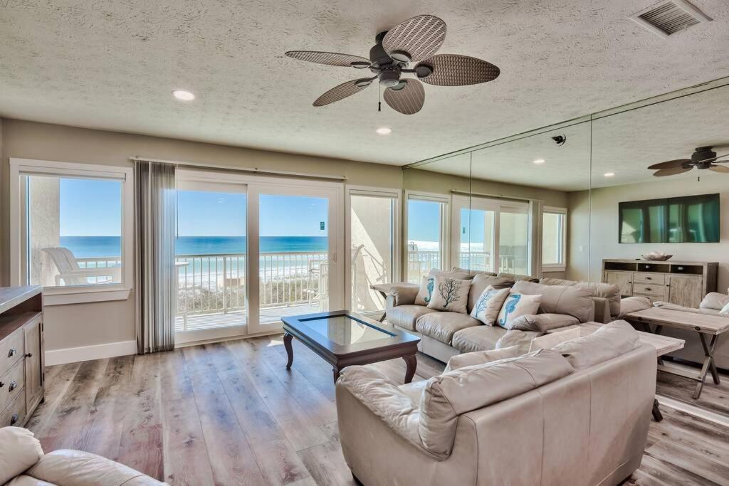 Seafarer, Gulf Front Condo, Right on the Beach - One-Bedroom Apartment
