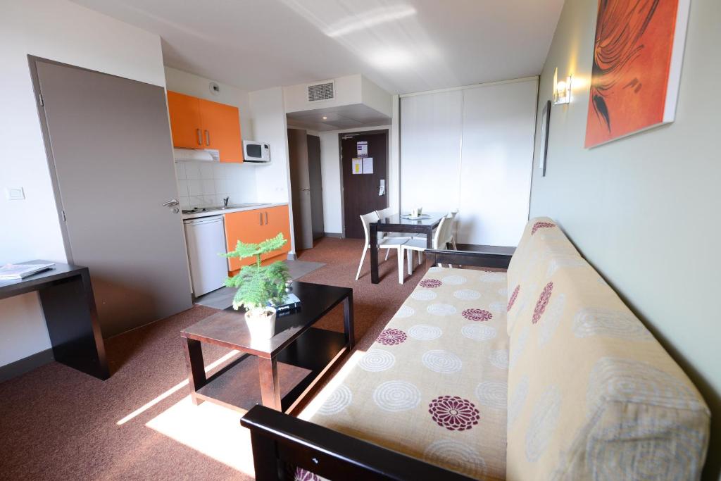 Residhotel Lyon Lamartine - Appartement D'une Chambre