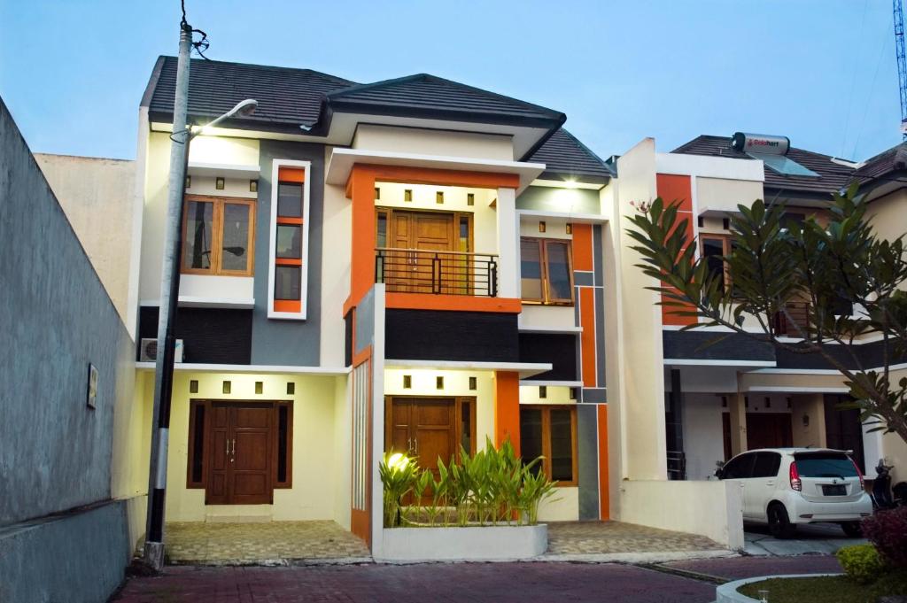 Guest House Dekat UGM Omah Ningrat Yogyakarta