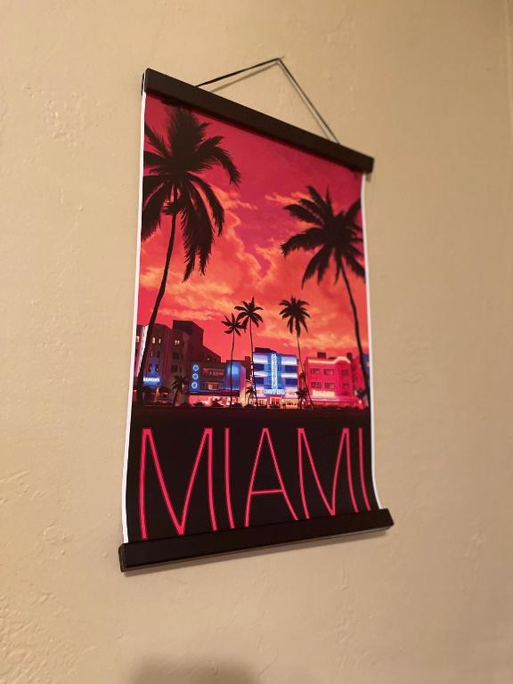 Fotografie z fotogalerie ubytování Miami Vibes "Hostel-Like" Shared Room v destinaci North Miami