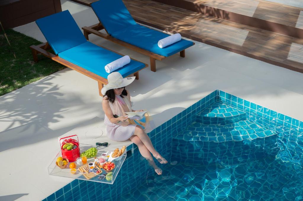 Nápoje v ubytování Dhevan Dara Resort & Spa Hua Hin - Pool Villa