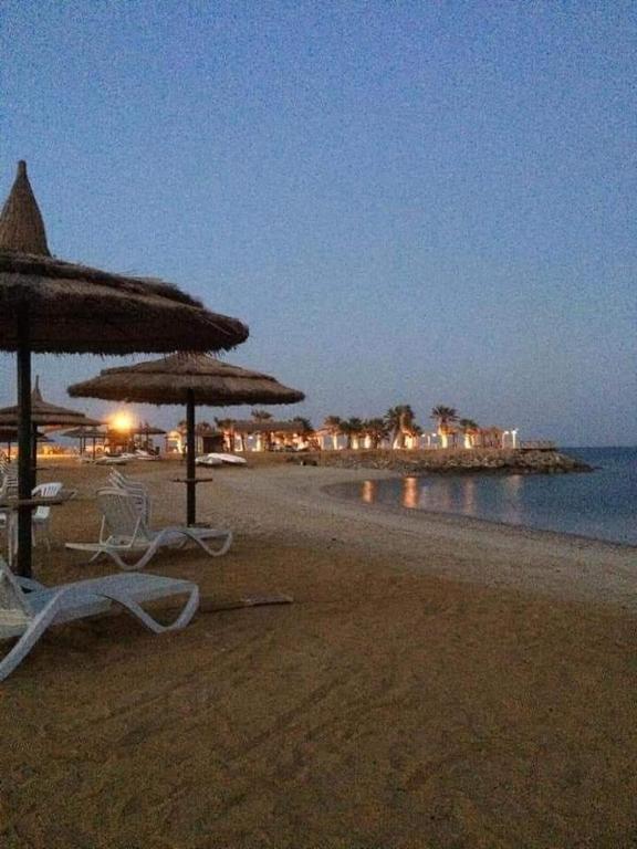 Three-Bedroom Chalet in Blumar El Dome – Families Only