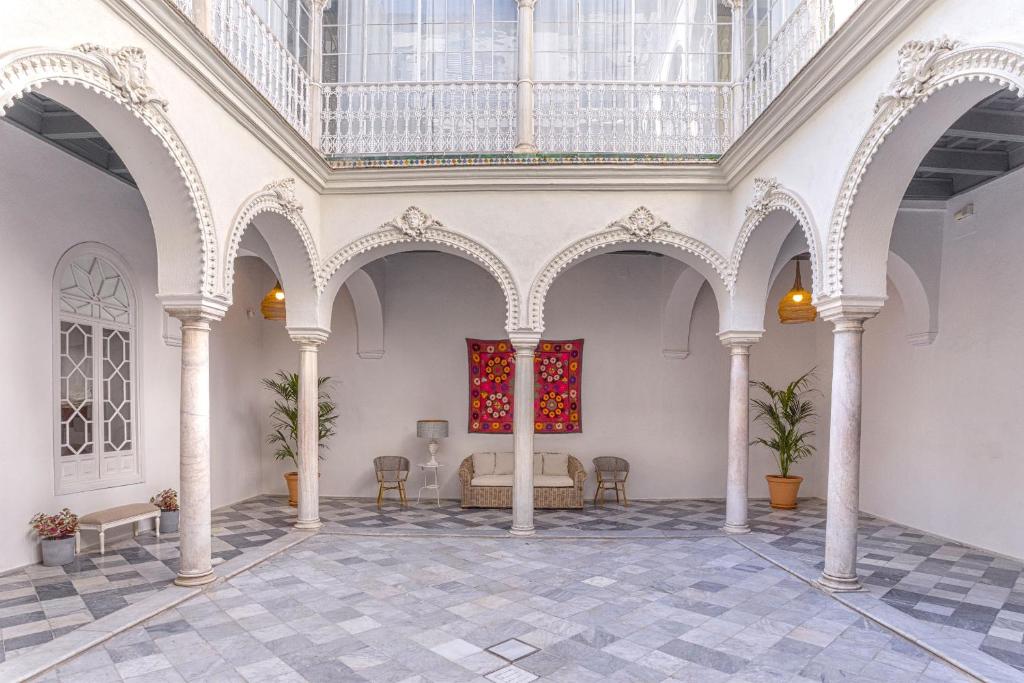 Genteel Home Palacio Abades, Seville – Updated 2023 Prices