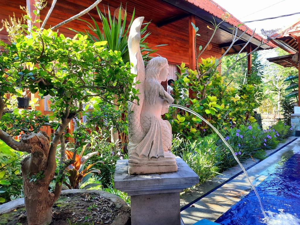 Wait Garden Cottage