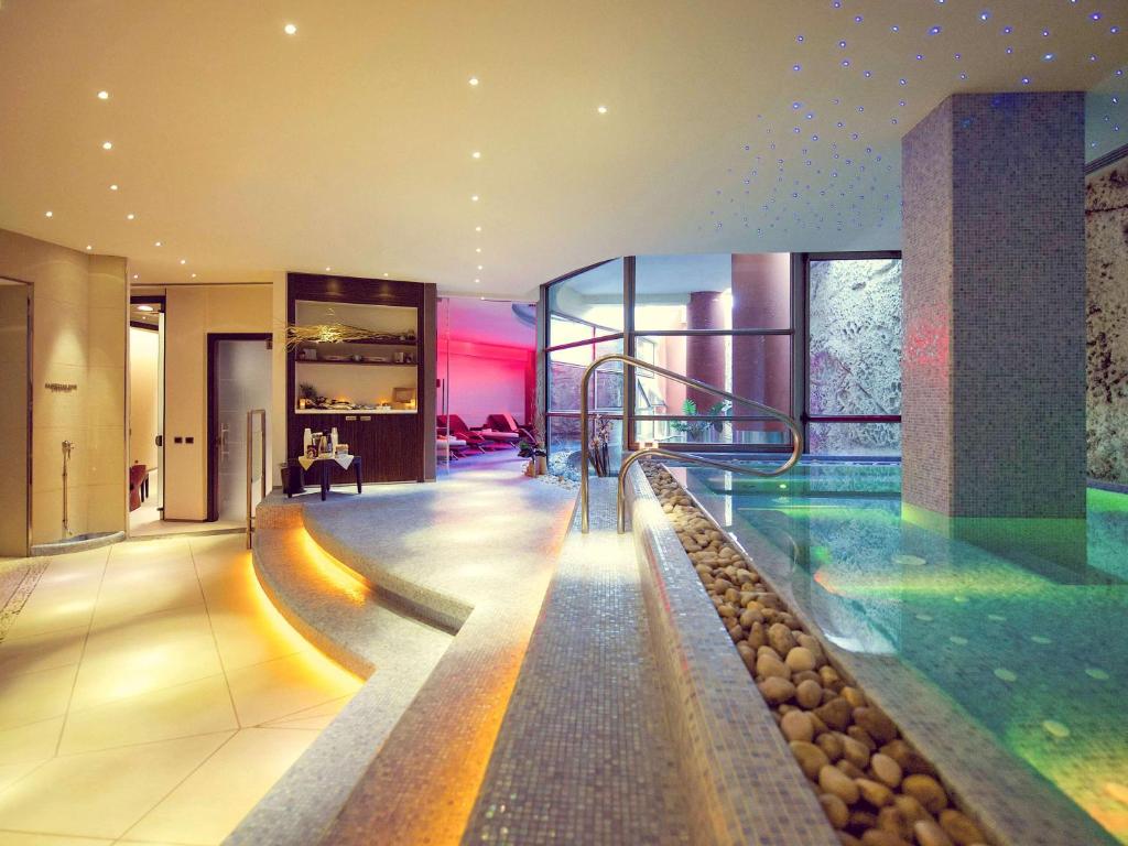 Bazén v ubytování Hotel Mercure Siracusa nebo v jeho okolí