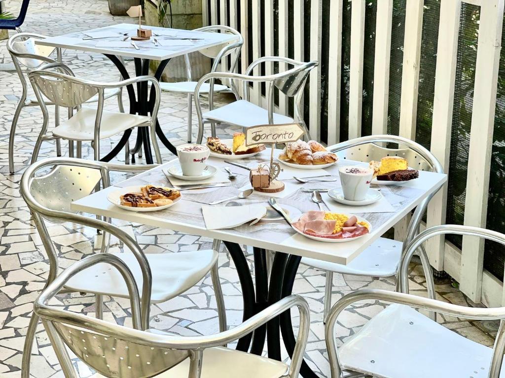 Hotel Niagara Riccione - Resim 13