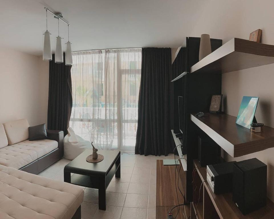 Marina Sunrise Apartment