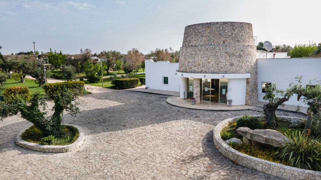 Afbeelding uit fotogalerij van Dolmen Sport Resort in Minervino di Lecce