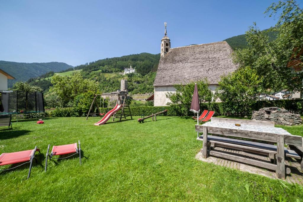 Zdjęcie z galerii obiektu Sonnenhof Sonnschein w mieście Burgeis