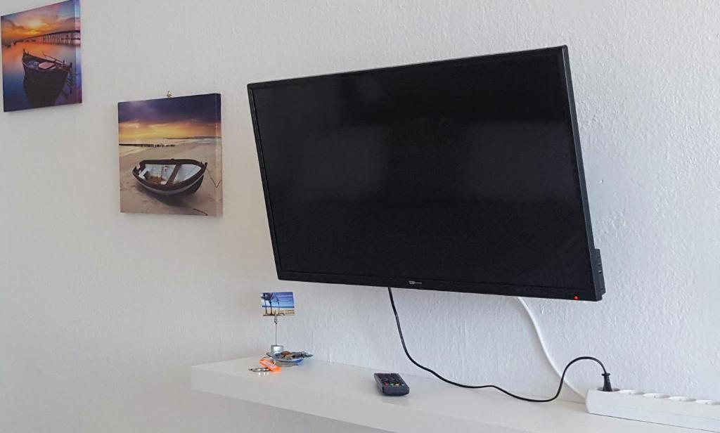 A television and/or entertainment centre at White Rose