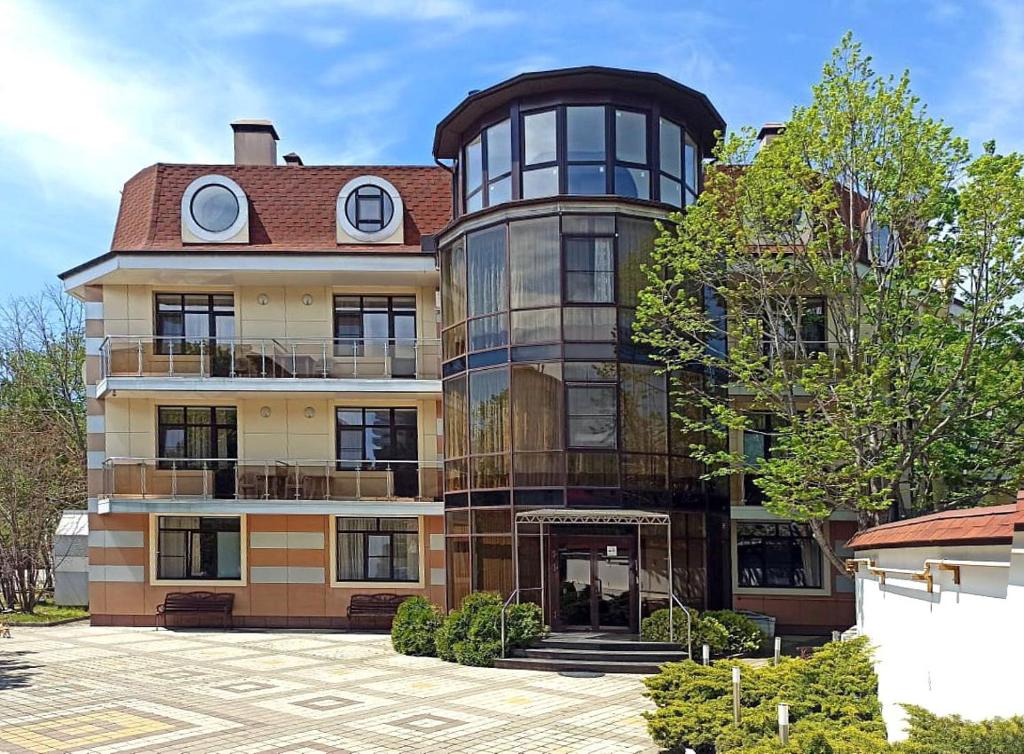 Двухкомнатные апартаменты 12 в апарт-отеле Афалина - отзывы и видео