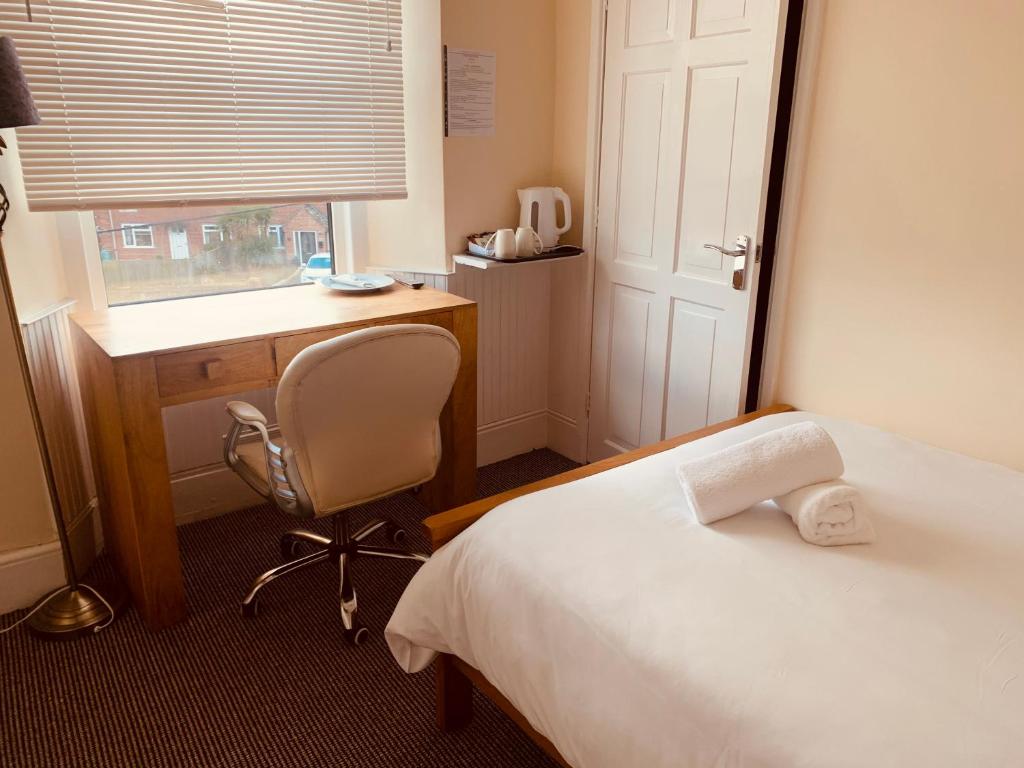 The Preston - Standard Single Room