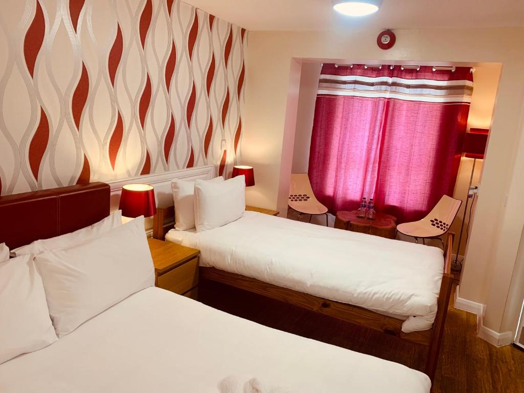 The Preston - Double Room Or Twin Option With Ensuite
