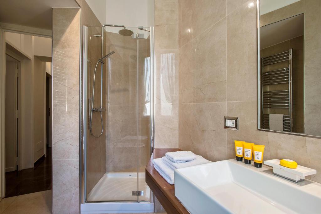 A bathroom at Oca Apartment - Alta Luxury Apartments
