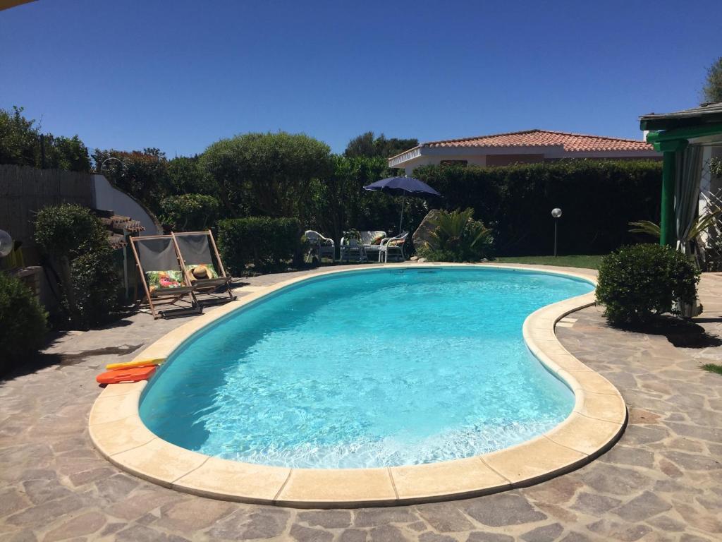 Villa con Piscina a Calasetta - Lusso a 200m dal mare