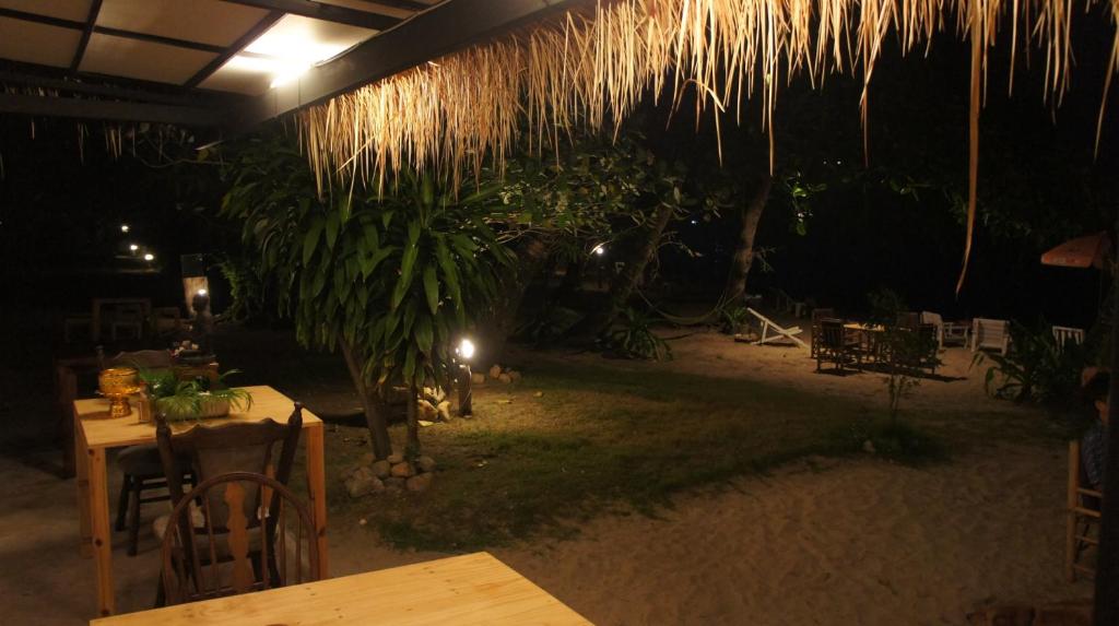 Zahrada ubytování Bangbaobeach Resort