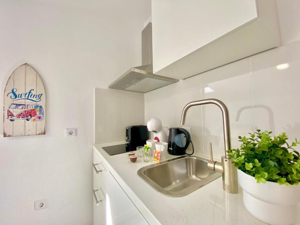 BrightHouse Nazaré - Modern Apartments - 7